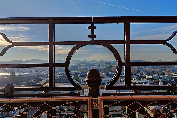 Schmiedeeisengeländer am Kirchenturm